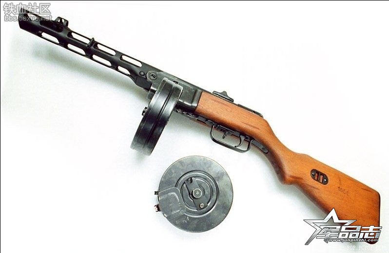 前蘇聯PPSh-41式7.62mm衝鋒鎗