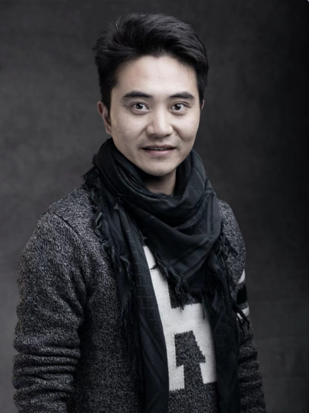 李琰峰(國家一級編導) 李琰峰(國家一級編導)