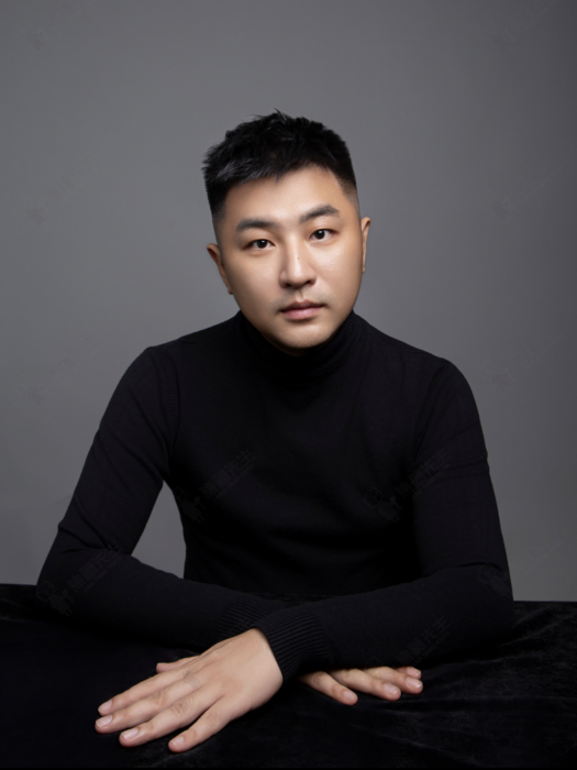 田徑(青年鋼琴演奏家) 田徑(青年鋼琴演奏家)