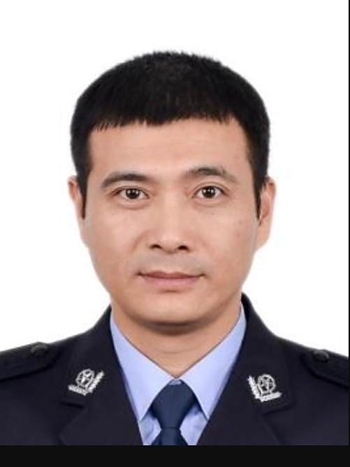 朱良柱(浙江省溫州市公安局龍灣區分局黨委委員、永興派出所所長，四級高級警長)