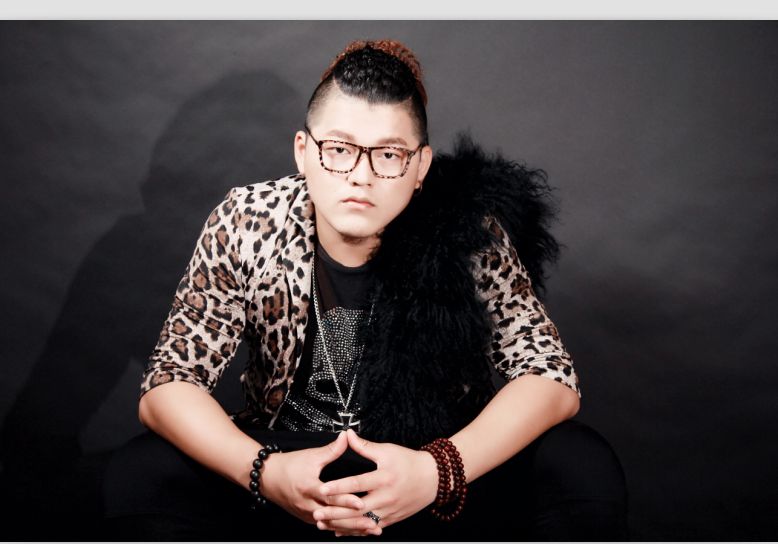羽哲(歌手) 羽哲(歌手)