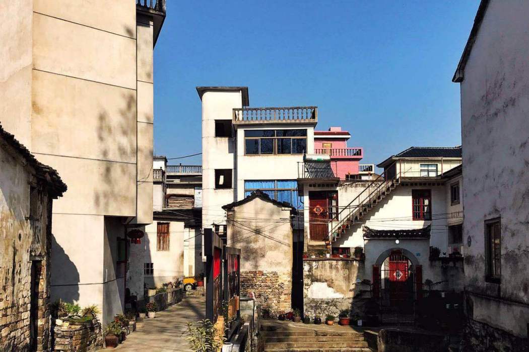 妙石村(浙江省杭州市淳安縣威坪鎮下轄行政村)