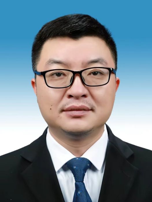 李振剛(湖南省湘西土家族苗族自治州龍山縣信訪局黨組成員、副局長) 李振剛(湖南省湘西土家族苗族自治州龍山縣信訪局黨組成員、副局長)