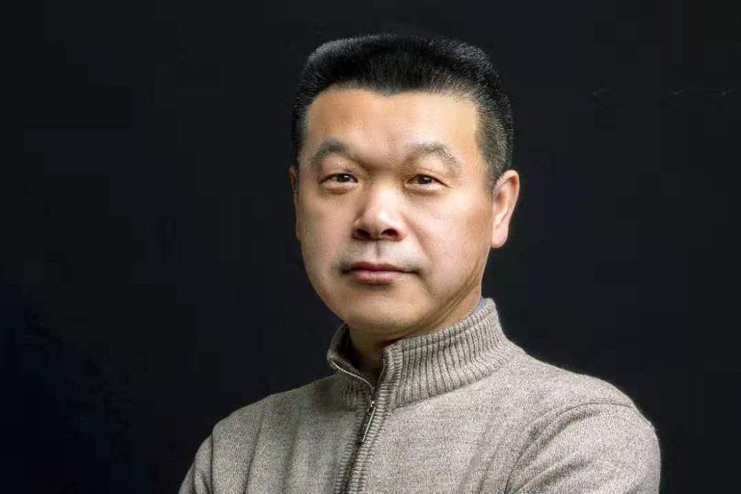 陳擁軍(中國安徽男畫家) 陳擁軍(中國安徽男畫家)