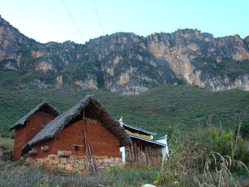 上岩腳村 上岩腳村