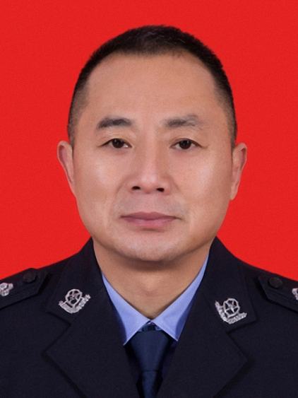 徐海斌(襄陽東津新區(經開區)黨工委委員、市公安局東津分局局長) 徐海斌(襄陽東津新區(經開區)黨工委委員、市公安局東津分局局長)