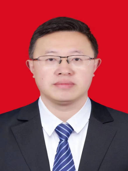 劉忠(重慶市巫溪縣退役軍人事務局黨組成員、服務中心主任) 劉忠(重慶市巫溪縣退役軍人事務局黨組成員、服務中心主任)