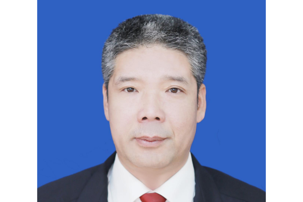 張雪峰(內蒙古千孚律師事務所律師) 張雪峰(內蒙古千孚律師事務所律師)