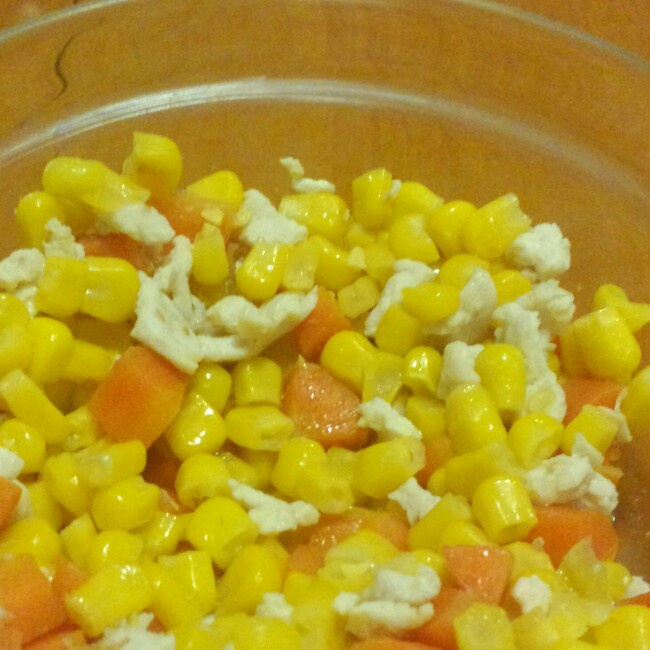 玉米粒胡蘿蔔炒雞丁