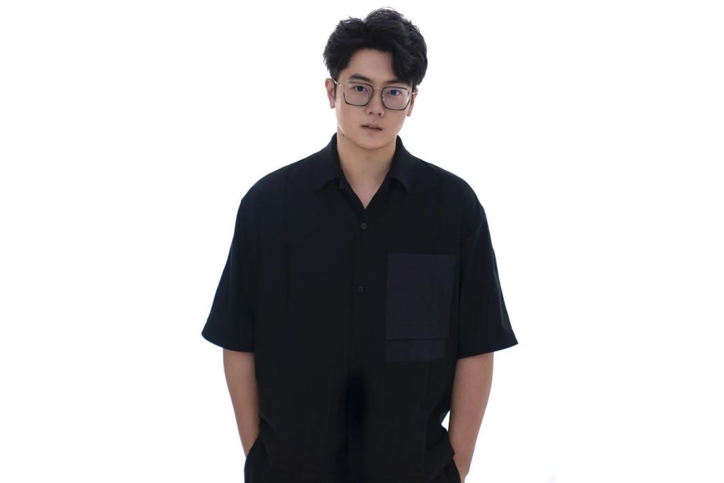 山佳弘 山佳弘