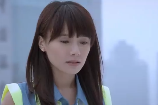 甄娜(電視劇《愛閃亮》中的角色) 甄娜(電視劇《愛閃亮》中的角色)