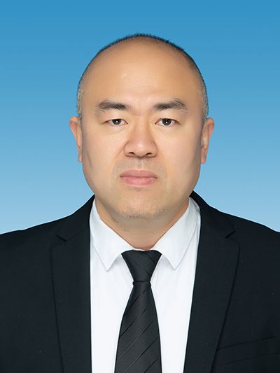 龔力(重慶市涪陵區大數據套用發展管理局黨組書記、局長) 龔力(重慶市涪陵區大數據套用發展管理局黨組書記、局長)