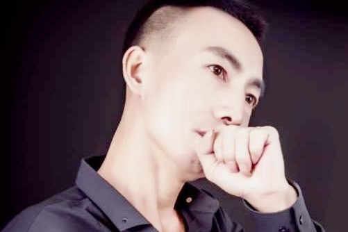 周氏家族(周世碧演唱的歌曲) 周氏家族(周世碧演唱的歌曲)