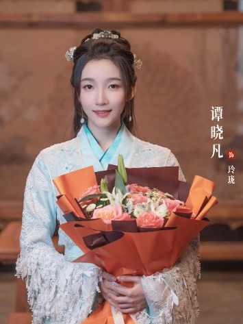 玲瓏(電視劇《俠客行不通》中的角色) 玲瓏(電視劇《俠客行不通》中的角色)