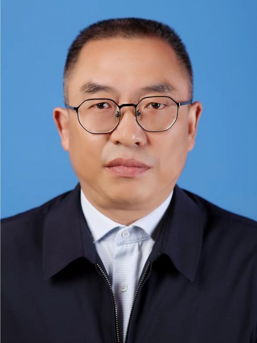 向偉(四川省巴中市通江縣交通運輸局黨組成員、副局長) 向偉(四川省巴中市通江縣交通運輸局黨組成員、副局長)