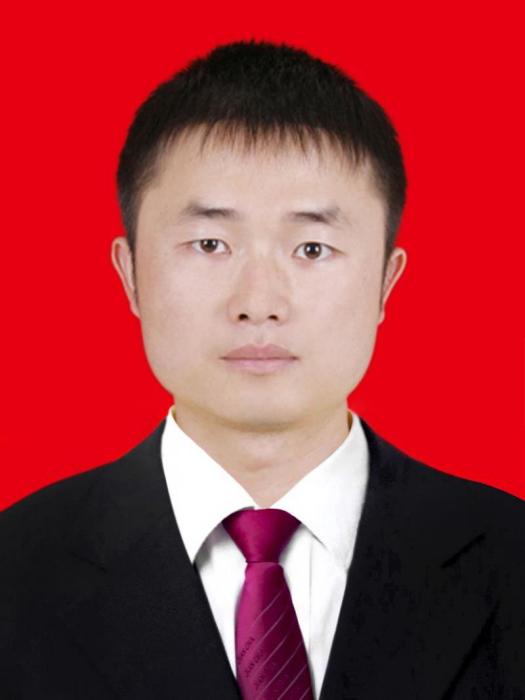 潘偉(湖南省常德市石門縣全域旅遊發展中心副主任) 潘偉(湖南省常德市石門縣全域旅遊發展中心副主任)
