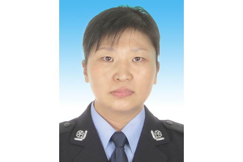魏曉虹(山東省煙臺市公安局萊山分局黨委委員、政工室主任) 魏曉虹(山東省煙臺市公安局萊山分局黨委委員、政工室主任)