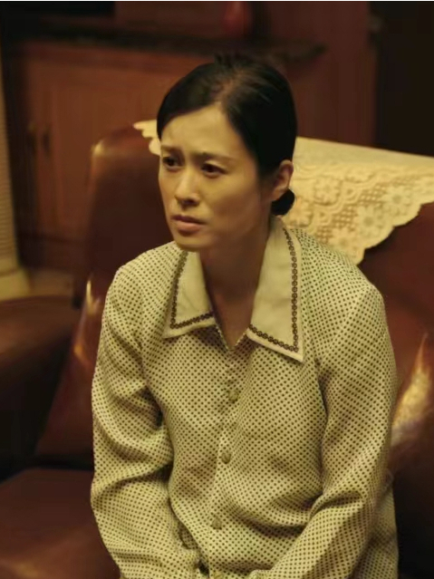 李雪梅(電視劇《看不見影子的少年》中的角色) 李雪梅(電視劇《看不見影子的少年》中的角色)
