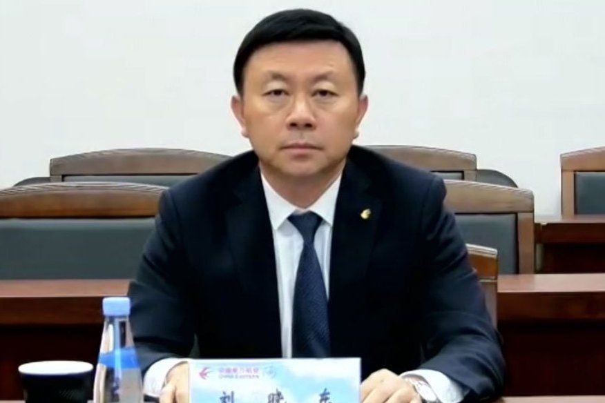 劉曉東(中國東方航空集團有限公司宣傳部部長) 劉曉東(中國東方航空集團有限公司宣傳部部長)
