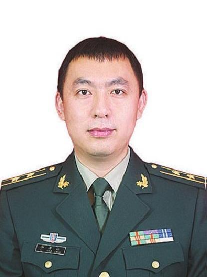 李清江(國防科技大學電子科學學院某系副主任、副研究員) 李清江(國防科技大學電子科學學院某系副主任、副研究員)