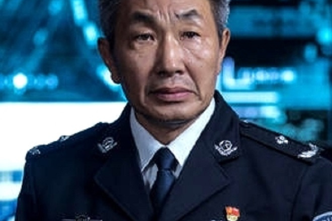 邰勇峰(電視劇《黑白禁區》中的男性角色) 邰勇峰(電視劇《黑白禁區》中的男性角色)