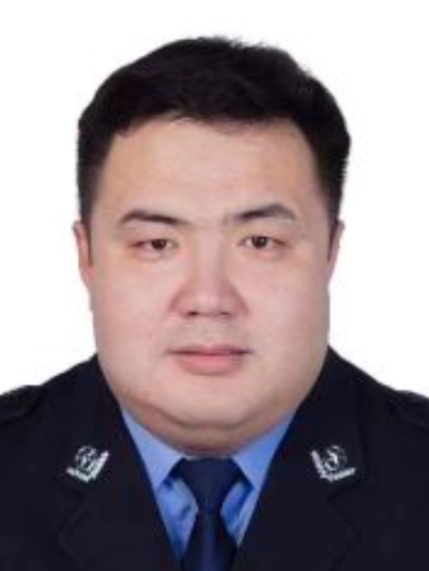 張明(北京市順義區北小營鎮黨委委員、派出所所長、三級高級警長)