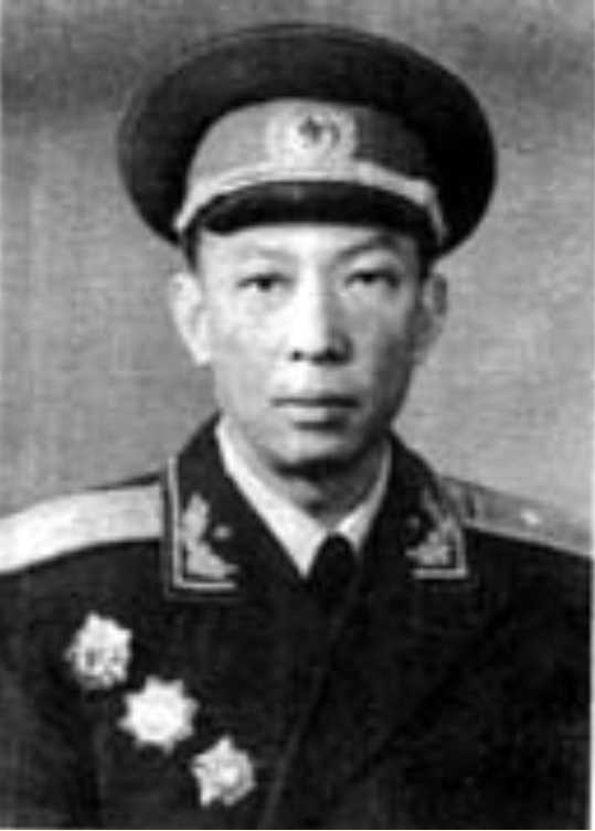 黃霖(新四軍老戰士、開國少將)