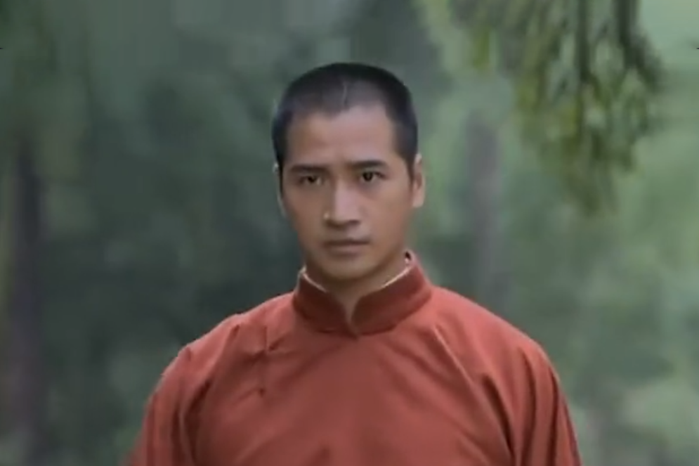 冷雲(民國情感劇《鎖清秋》中的角色) 冷雲(民國情感劇《鎖清秋》中的角色)