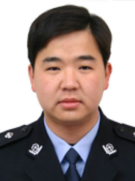 黃衛民(江西省宜春市奉新縣公安局黨委委員、常務副局長) 黃衛民(江西省宜春市奉新縣公安局黨委委員、常務副局長)