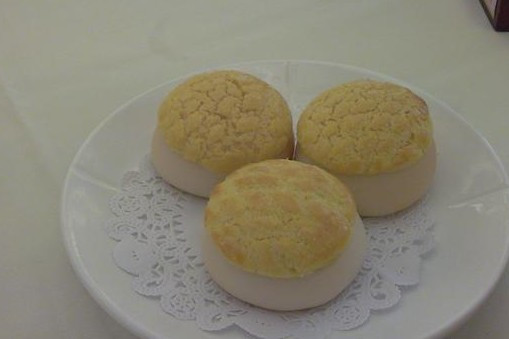 酥皮鳳梨包 酥皮鳳梨包