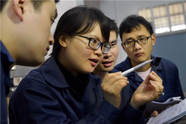羅蓉(：武漢理工大學黨委常委副校長教授博士生導師)