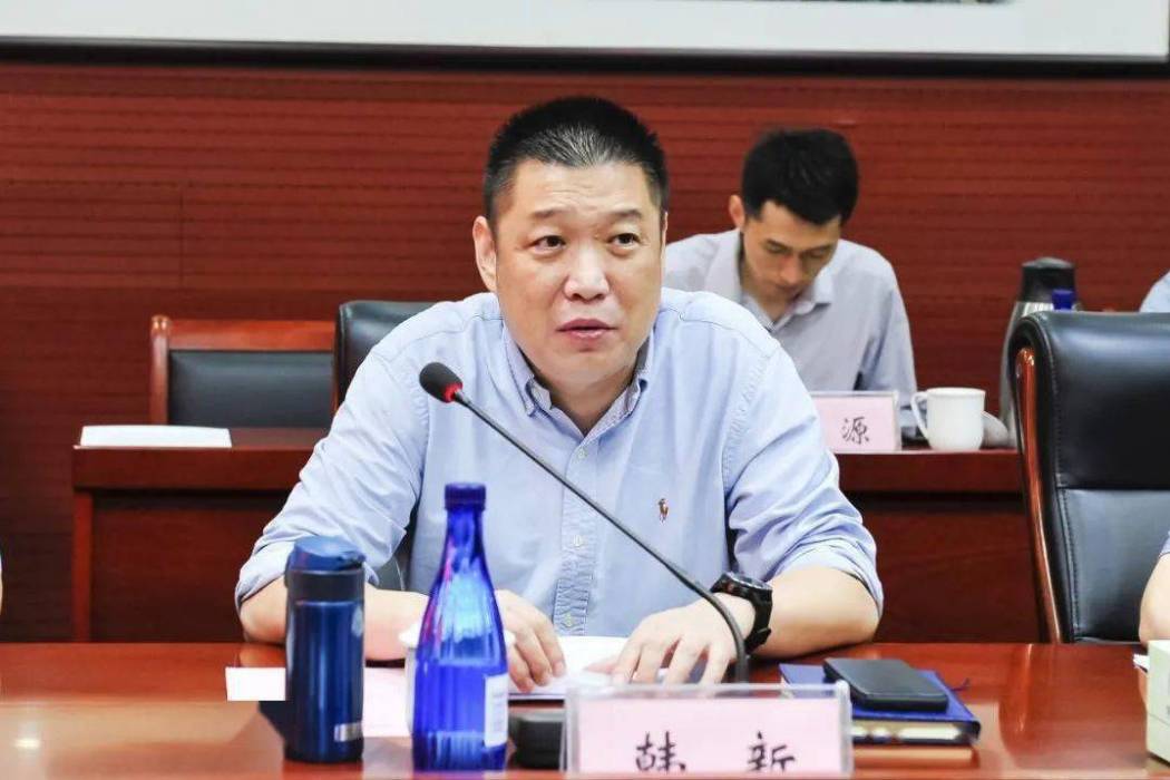 韓新(江蘇省蘇州工業園區黨工委委員、管委會副主任、相城區委常委、蘇相合作區黨工委書記、管委會主任) 韓新(江蘇省蘇州工業園區黨工委委員、管委會副主任、相城區委常委、蘇相合作區黨工委書記、管委會主任)