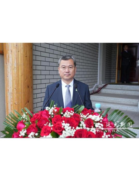 秦立忠(延邊大學體育學院院長) 秦立忠(延邊大學體育學院院長)