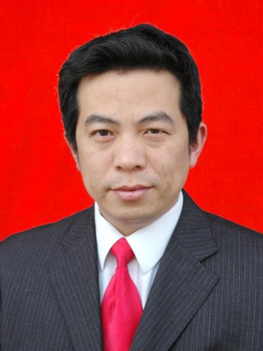 鄧德明(重慶市秀山土家族苗族自治縣經濟信息委黨組成員) 鄧德明(重慶市秀山土家族苗族自治縣經濟信息委黨組成員)