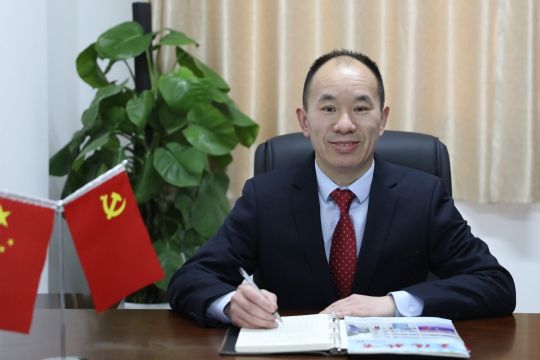 周俊(襄陽四中副校長) 周俊(襄陽四中副校長)
