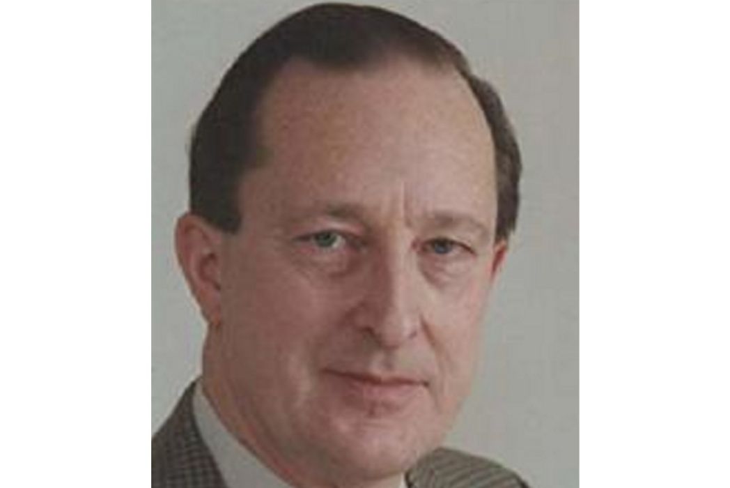 彼得·塞利爾(Peter Cellier) 彼得·塞利爾(Peter Cellier)