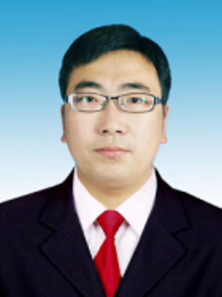 白峰(內蒙古自治區興安盟阿爾山市文化旅遊體育局黨組書記、局長,一級主任科員) 白峰(內蒙古自治區興安盟阿爾山市文化旅遊體育局黨組書記、局長,一級主任科員)