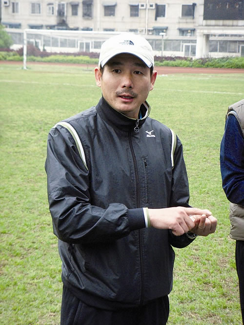 李曉(足球教練)