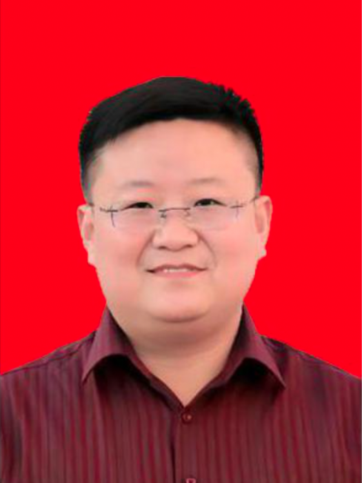 張時榮(第十四屆全國人大代表,智慧宮文化產業集團有限公司董事長、總裁) 張時榮(第十四屆全國人大代表,智慧宮文化產業集團有限公司董事長、總裁)