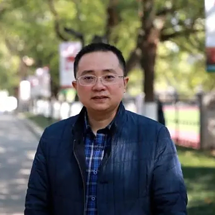 劉嘉 劉嘉