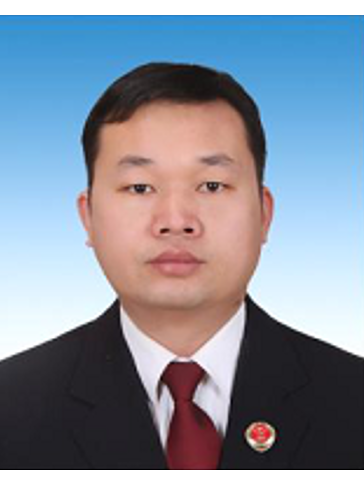 劉波(新疆維吾爾自治區克孜勒蘇柯爾克孜自治州阿圖什市人民檢察院第二檢察部主任、一級檢察官)