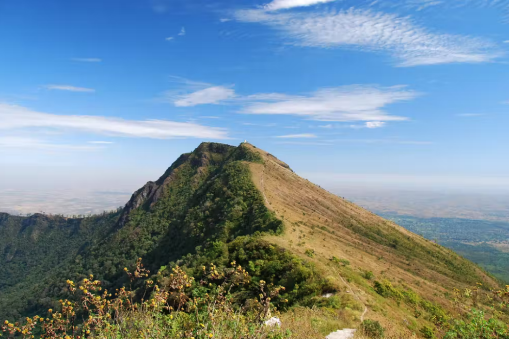 波帕山 波帕山