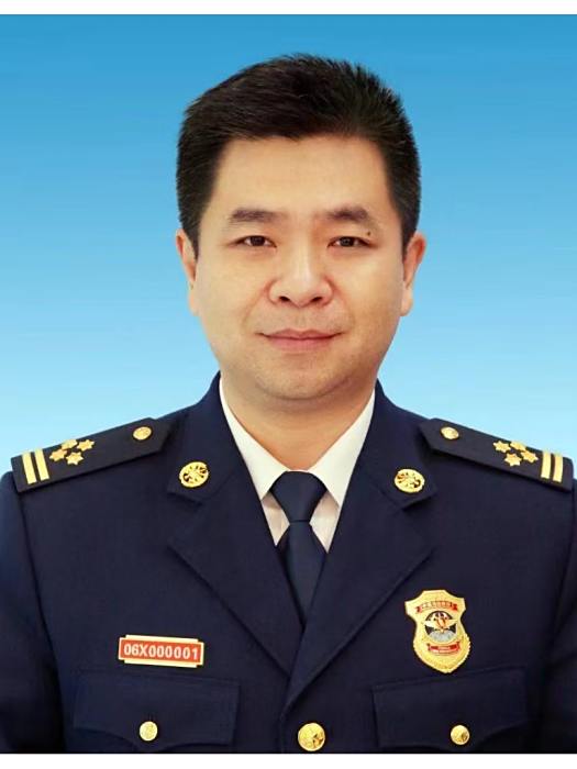 陳永勝(遼寧省應急管理廳黨委委員,省消防救援總隊黨委副書記、總隊長) 陳永勝(遼寧省應急管理廳黨委委員,省消防救援總隊黨委副書記、總隊長)