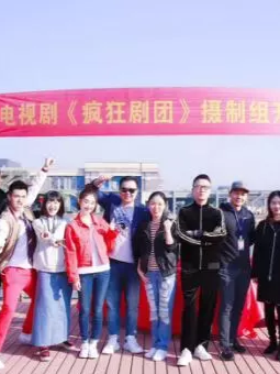 李佳航 李佳航
