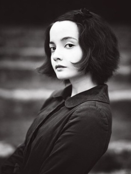 格洛麗婭·安德雷斯·德·奧利維拉(Gloria Endres de Oliveira) 格洛麗婭·安德雷斯·德·奧利維拉(Gloria Endres de Oliveira)