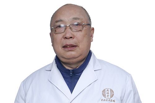 張正凡(吳濟堂中醫診所執業醫師) 張正凡(吳濟堂中醫診所執業醫師)