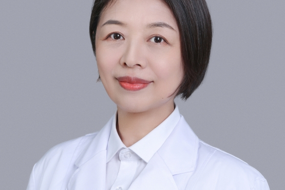 許曼(常州譜瑞眼科醫院醫生) 許曼(常州譜瑞眼科醫院醫生)