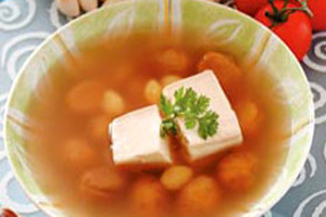 冬筍豆苗豆腐湯