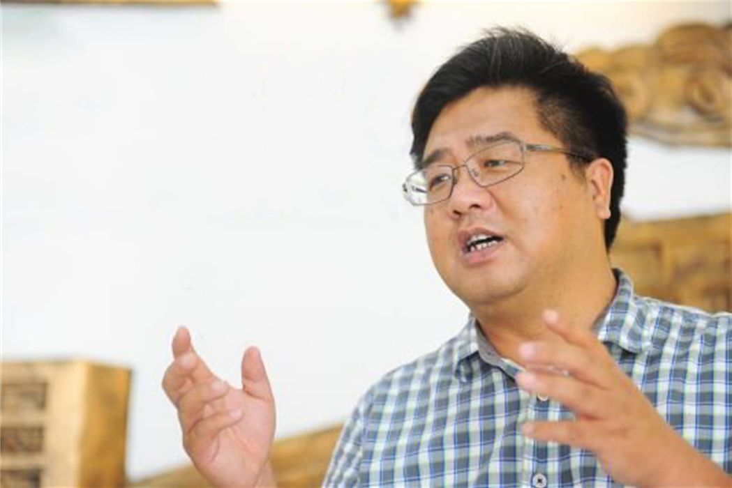 王永慶(阜陽三中黨委書記、校長) 王永慶(阜陽三中黨委書記、校長)