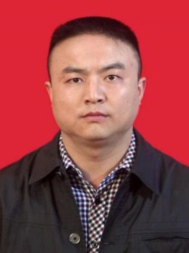 朱治國(湖南省武岡市城市管理和綜合執法局黨組成員、副局長) 朱治國(湖南省武岡市城市管理和綜合執法局黨組成員、副局長)